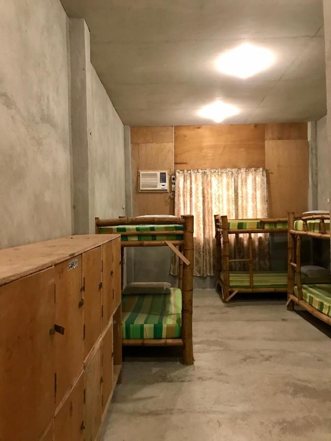 Sharky Hostel Oslob Eksteriør billede